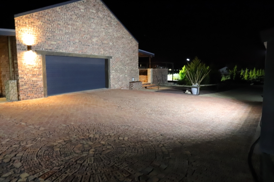 2 Bedroom Property for Sale in Hopefield Western Cape